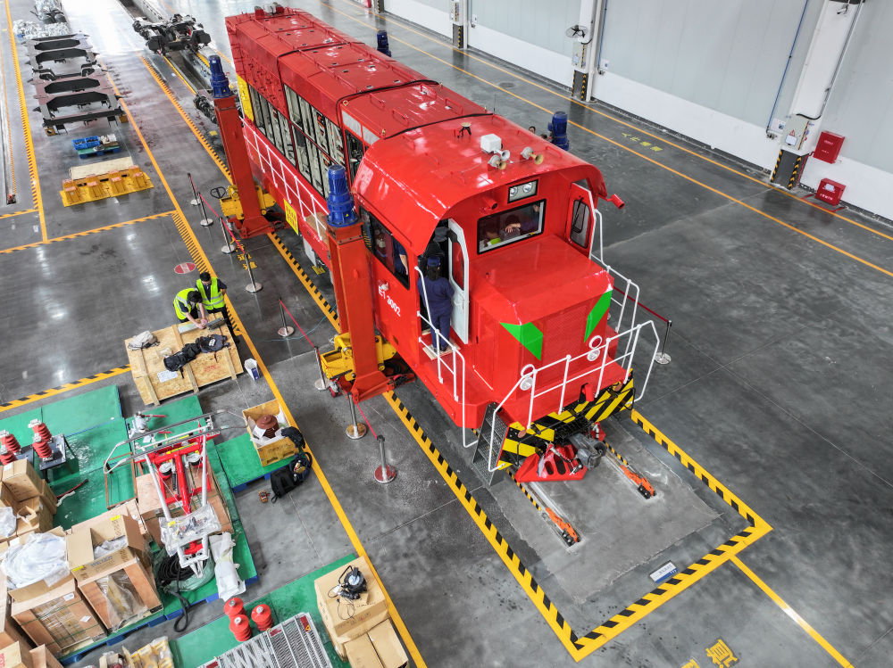 實(shí)招硬招雙管齊下 護(hù)航民營網(wǎng)絡(luò)科技研發(fā)破浪前行